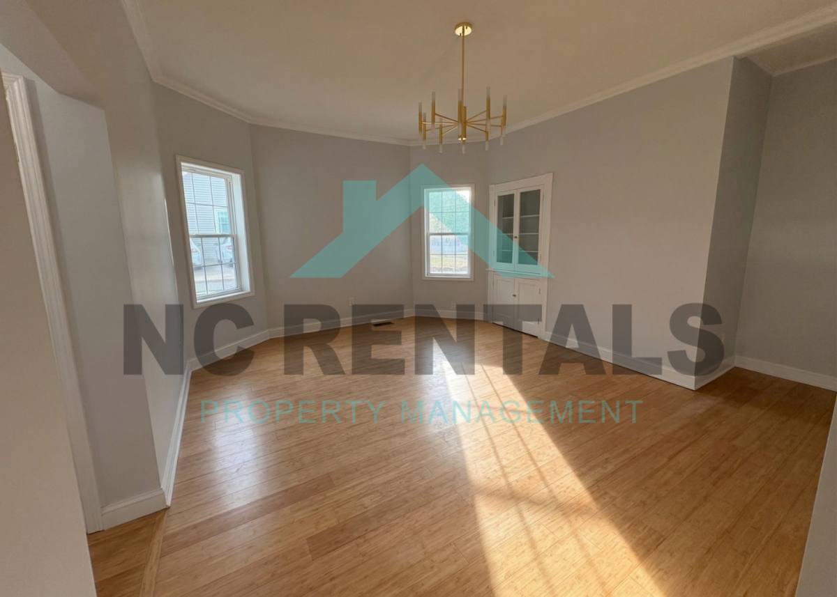 House for rent at 234 S Academy St, Mooresville, NC 28115