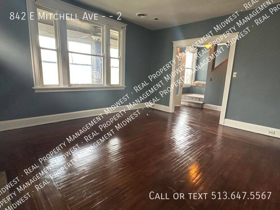 Apartment for rent at 842 E Mitchell Ave #2, Cincinnati, OH 45229