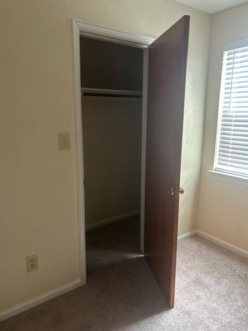 Townhouse for rent at 1828 Belleville Rd, Roanoke, VA 24015