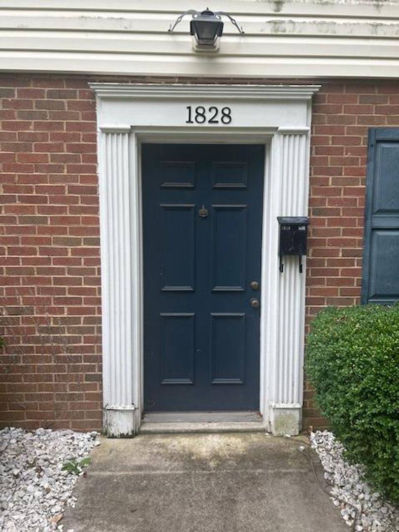 Townhouse for rent at 1828 Belleville Rd, Roanoke, VA 24015
