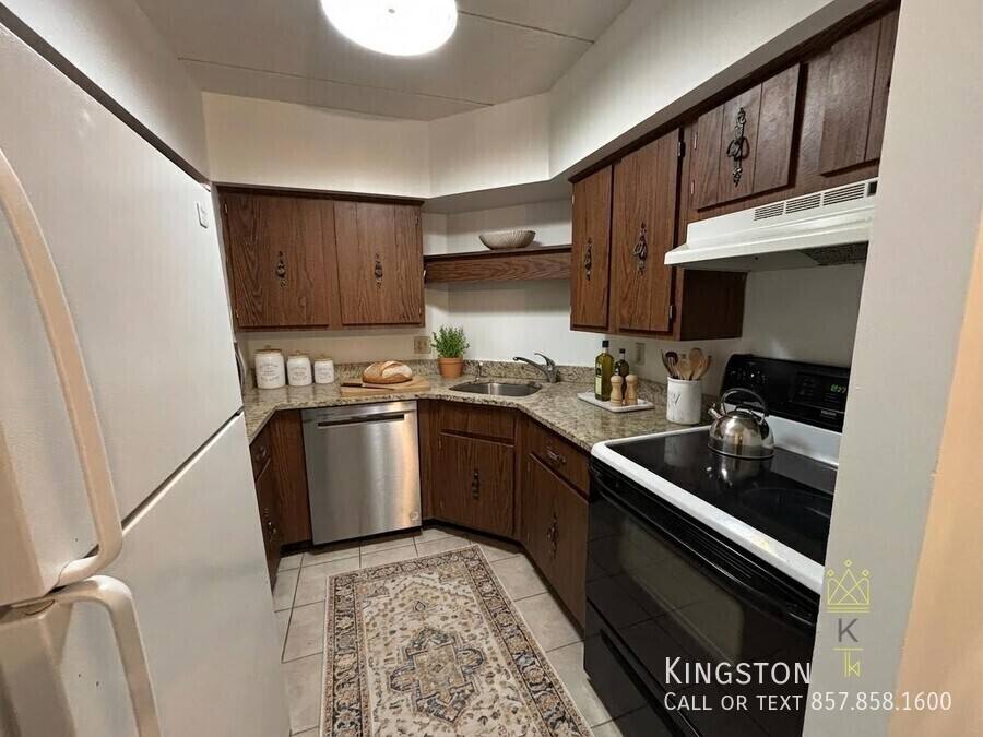 Apartment for rent at 135 Pleasant St #207R, Brookline, MA 02446