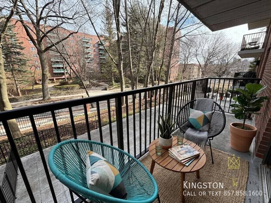 Apartment for rent at 135 Pleasant St #207R, Brookline, MA 02446