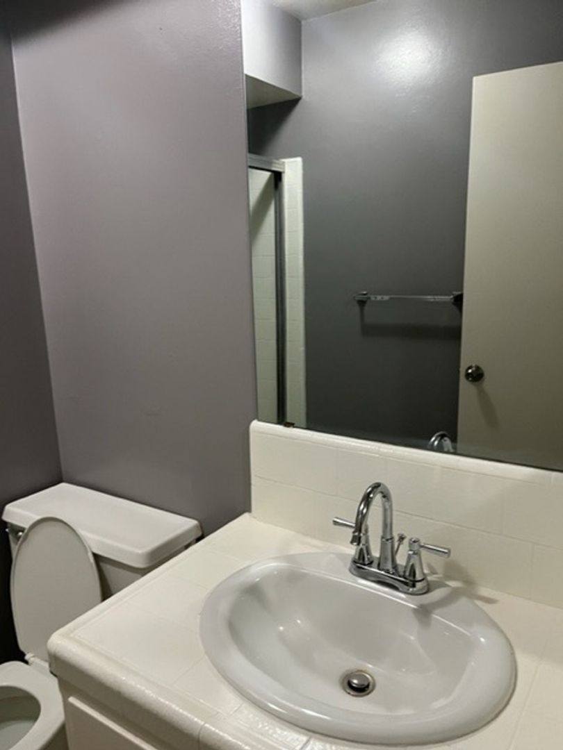 Apartment for rent at 6400 Stockdale Hwy, Units 1-4, Bakersfield, CA 93309
