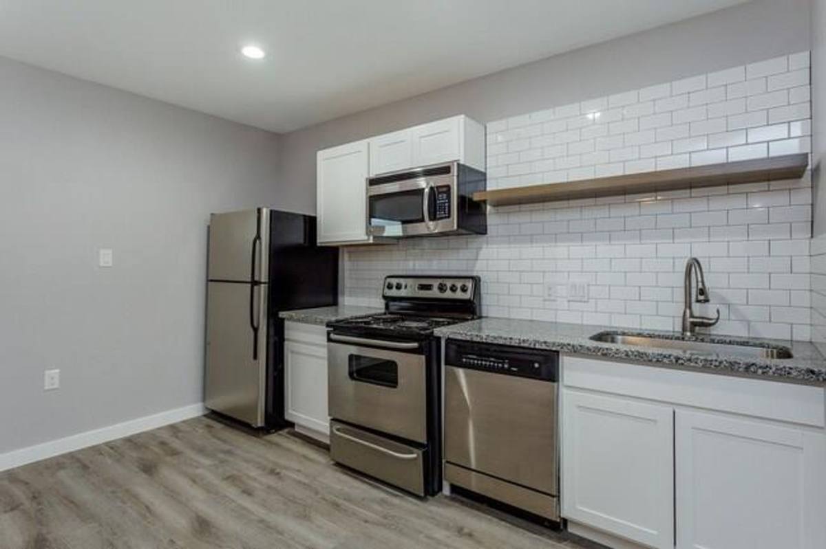 Apartment for rent at 2810 Beauchamp, Houston, TX 77009