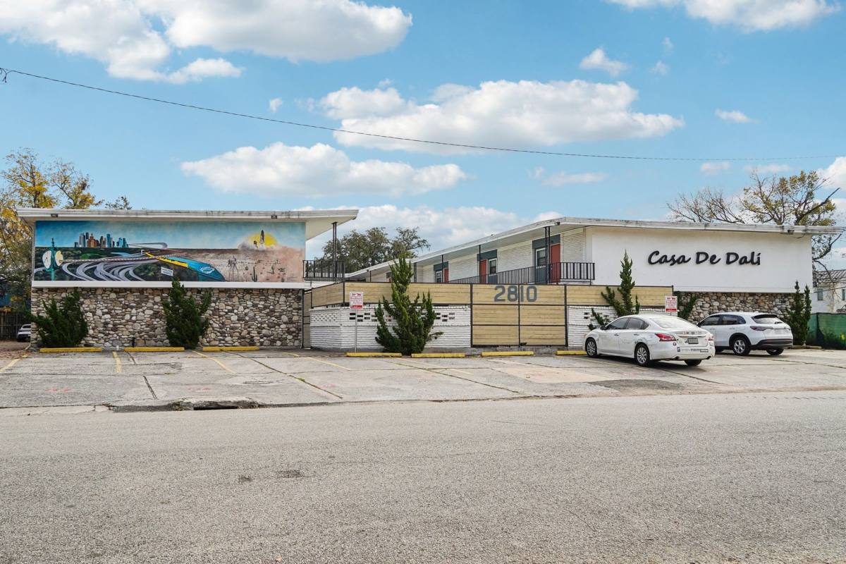 Apartment for rent at 2810 Beauchamp, Houston, TX 77009