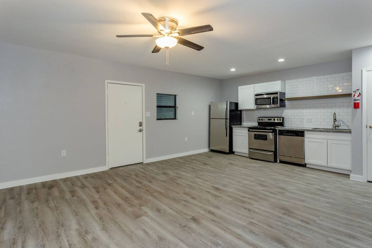 Apartment for rent at 2810 Beauchamp, Houston, TX 77009