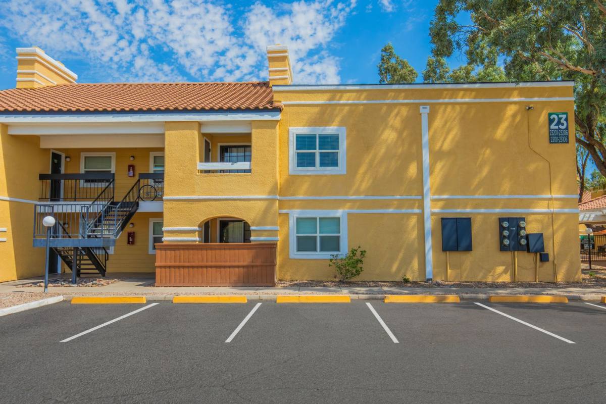 Apartment for rent at 4880 E 29th St, Tucson, AZ 85711