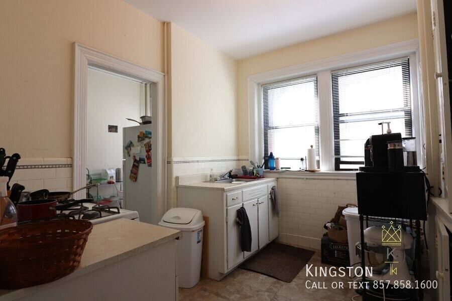 Apartment for rent at 24 Park St #2R, Brookline, MA 02446