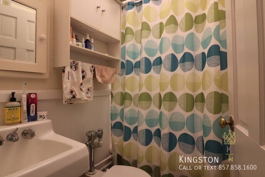 Apartment for rent at 24 Park St #2R, Brookline, MA 02446