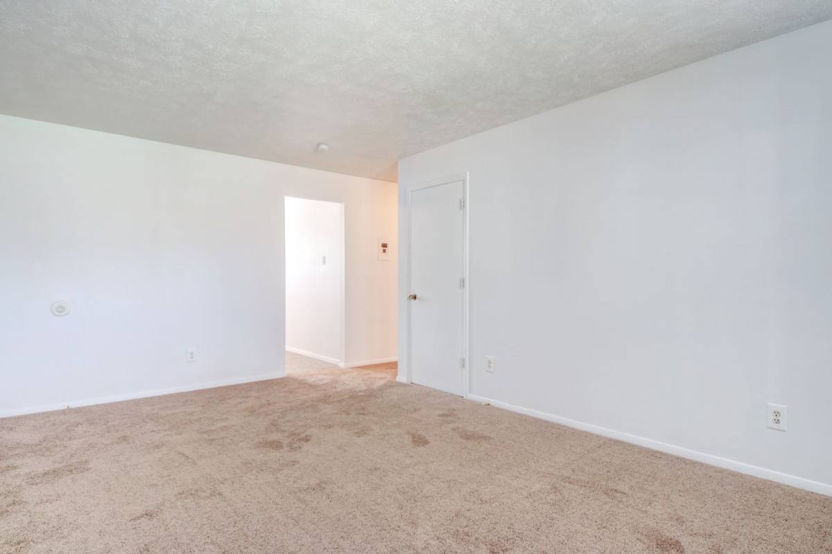 Apartment for rent at 802 Arcadia Dr, Bloomington, IL 61704