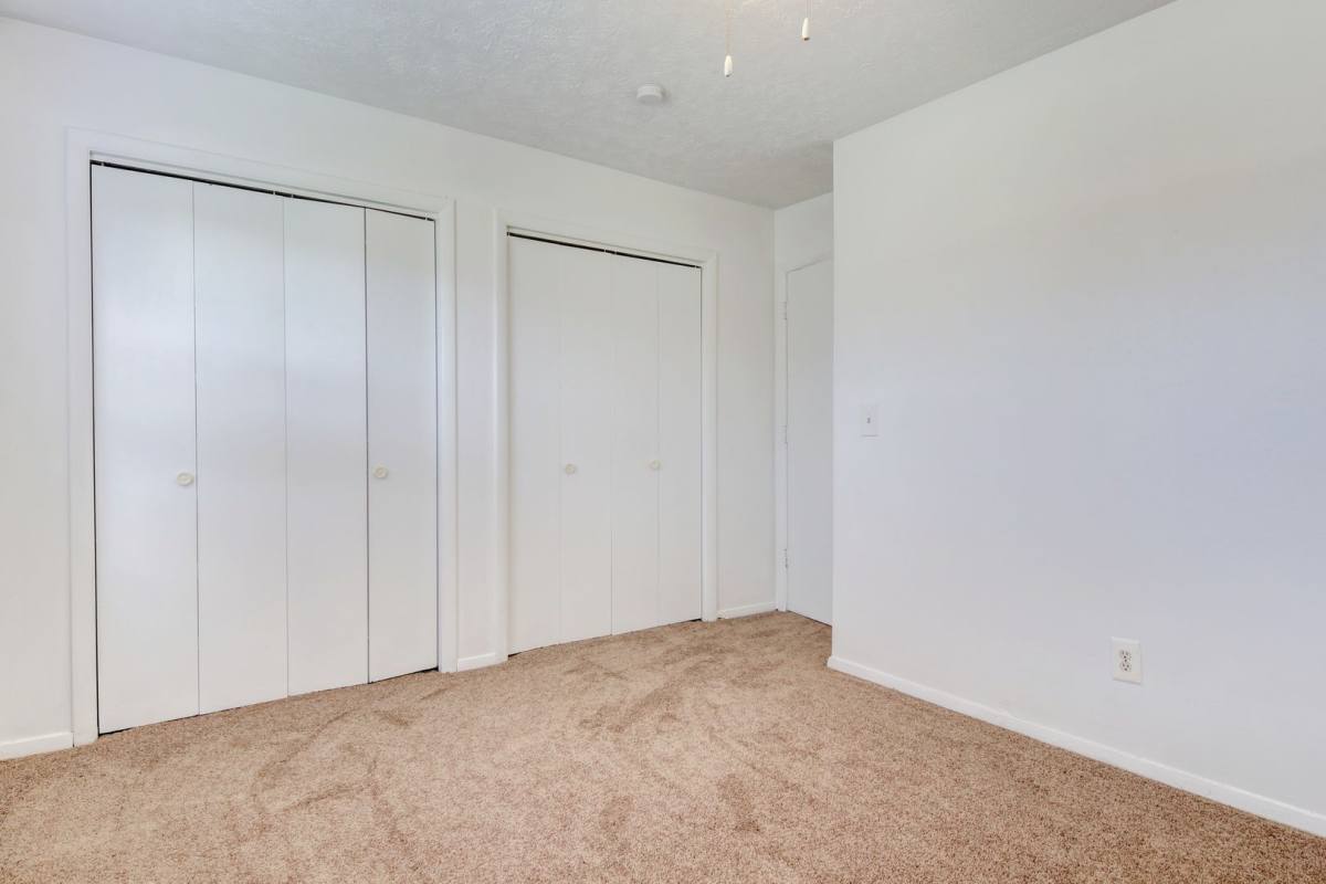 Apartment for rent at 802 Arcadia Dr, Bloomington, IL 61704