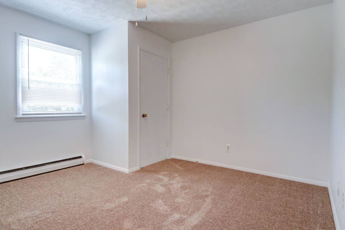 Apartment for rent at 802 Arcadia Dr, Bloomington, IL 61704