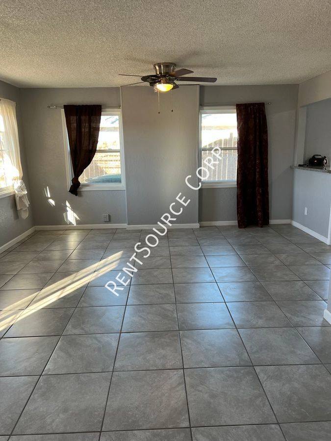 House for rent at 38728 17th St E, Palmdale, CA 93550