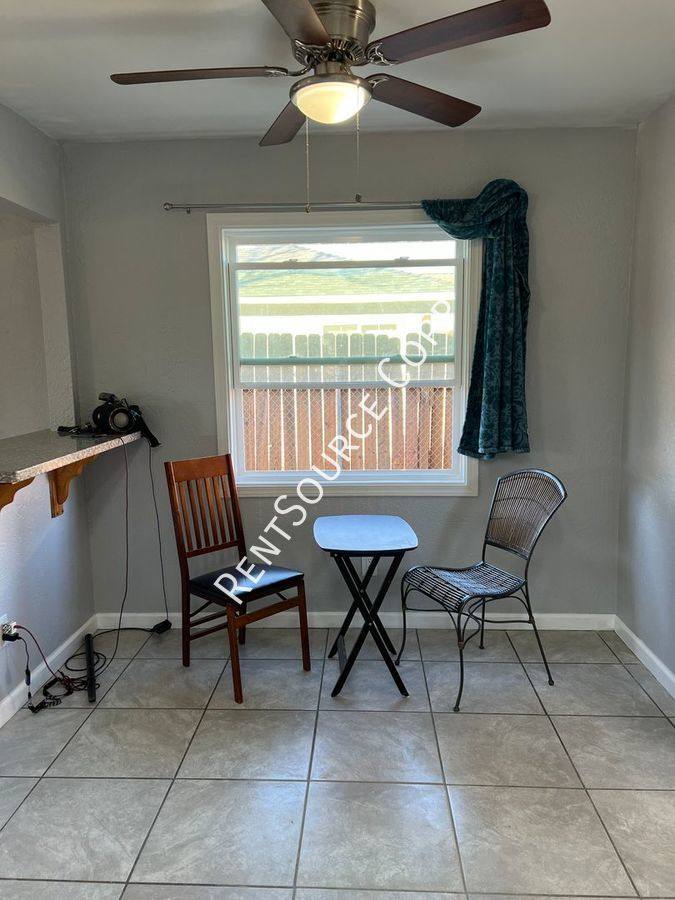 House for rent at 38728 17th St E, Palmdale, CA 93550
