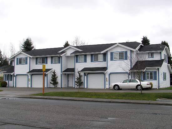 Townhouse for rent at 260 8th St, Blaine, WA 98230