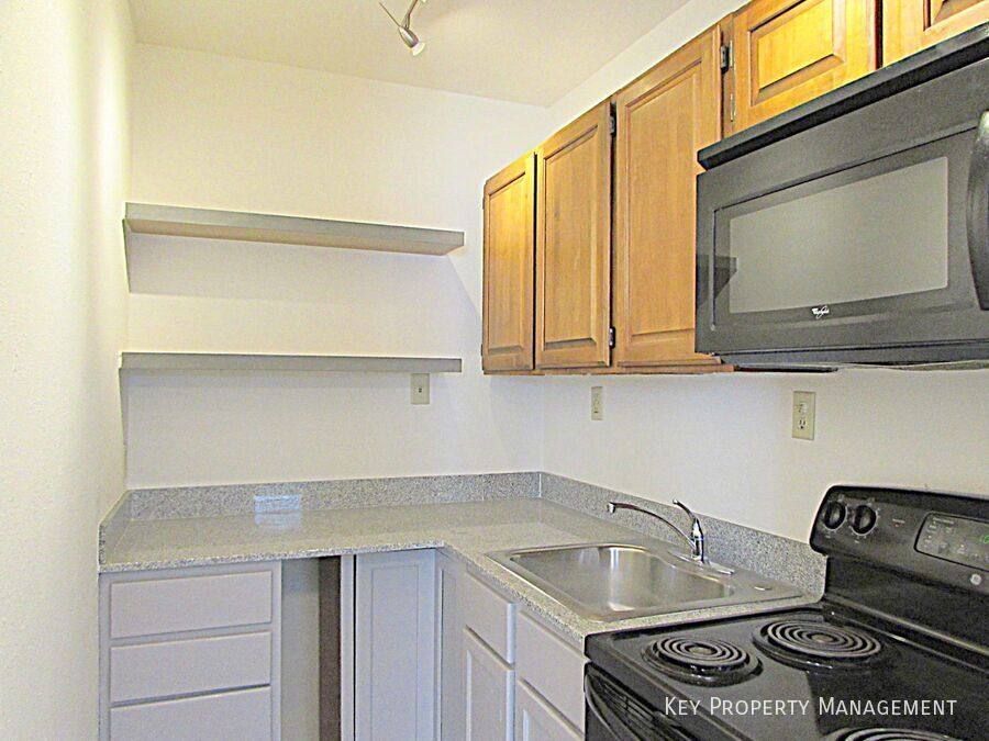Apartment for rent at 405 S 15th St #B, Las Vegas, NV 89101