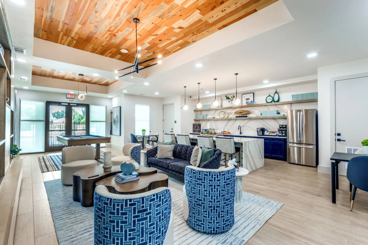 Apartment for rent at Palladium Houston Ella, 13420 Ella Blvd, Houston, TX 77067