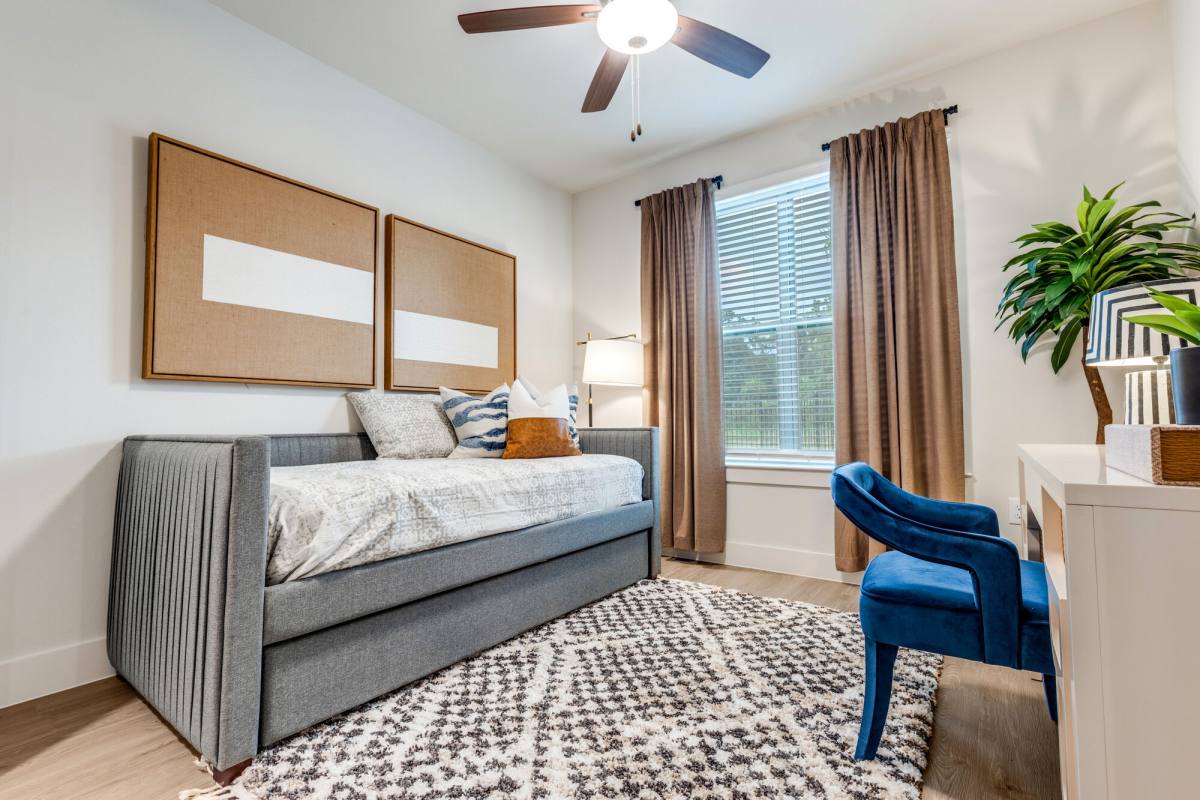 Apartment for rent at Palladium Houston Ella, 13420 Ella Blvd, Houston, TX 77067