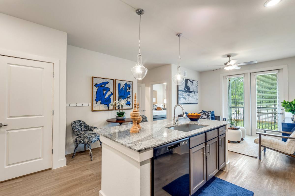 Apartment for rent at Palladium Houston Ella, 13420 Ella Blvd, Houston, TX 77067
