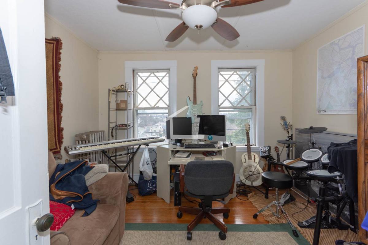 House for rent at 17 Glenley Terrace #1, Brighton, MA 02135