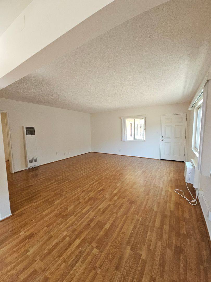 Apartment for rent at 217 S Jackson St, Glendale, CA 91205