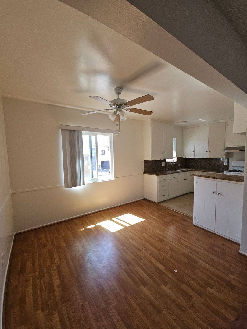 Apartment for rent at 217 S Jackson St, Glendale, CA 91205