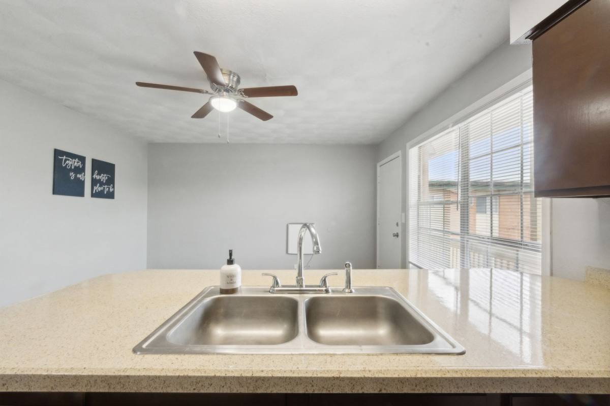 Apartment for rent at 950 S 32nd St, Muskogee, OK 74401
