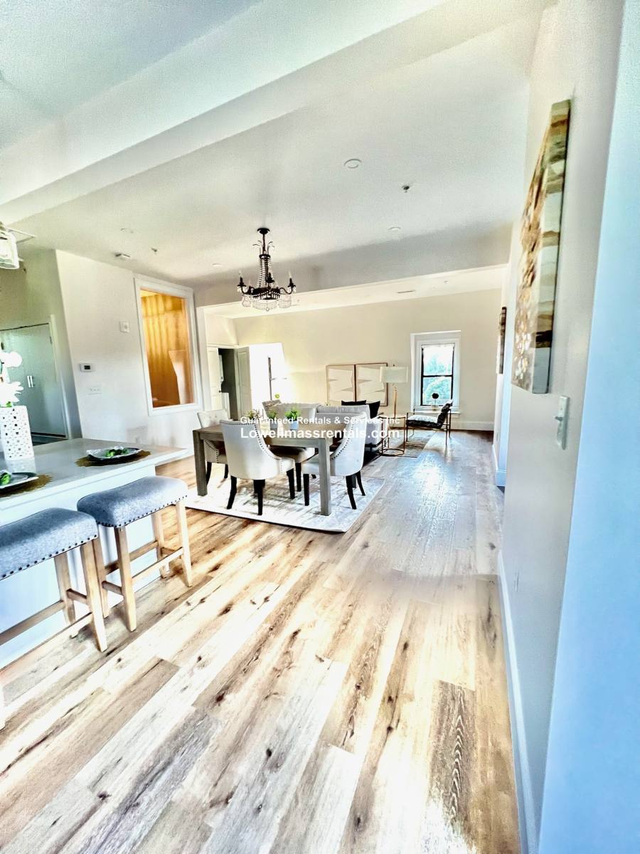 Apartment for rent at 353 Pawtucket St #301, Lowell, MA 01854