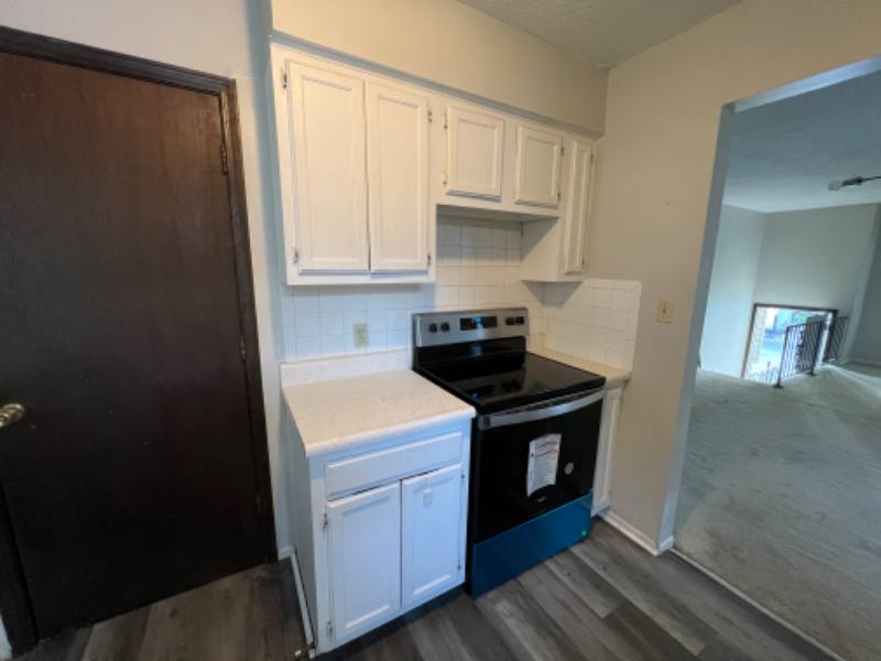 Townhouse for rent at 1318 S Olive St, Ottawa, KS 66067