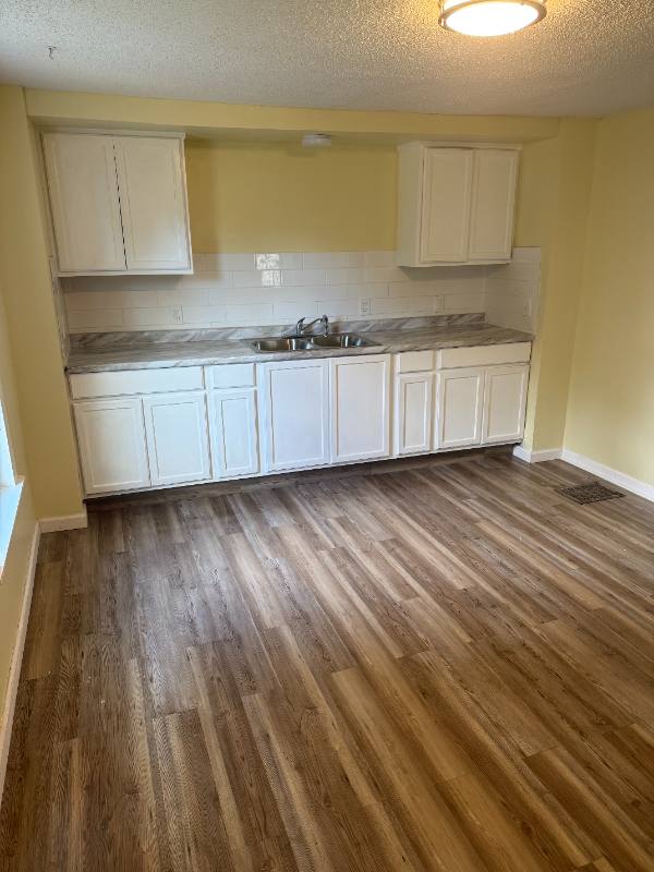 Apartment for rent at 3199 W44th #1, Cleveland, OH 44109