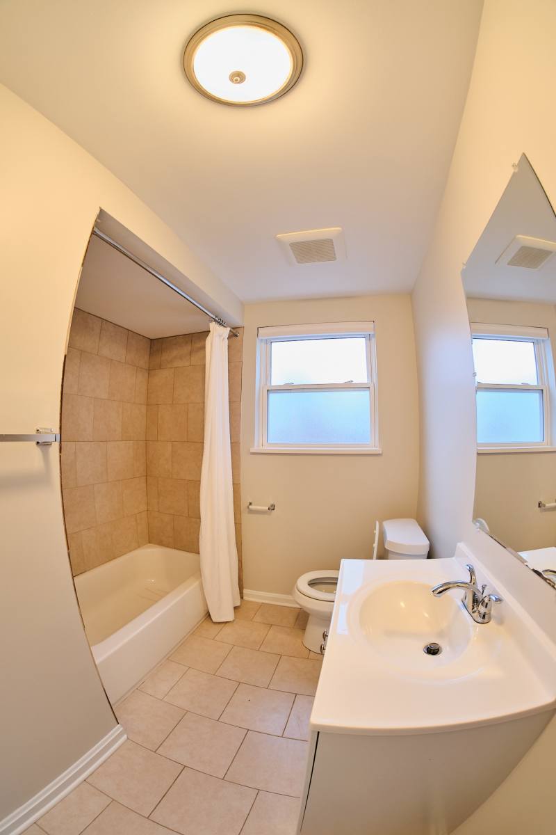 Apartment for rent at 2784 Breezy Way #1, Cincinnati, OH 45239