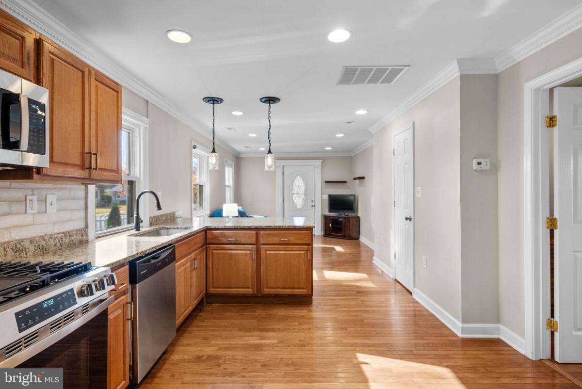 House for rent at 5701 31st Ave, Hyattsville, MD 20782