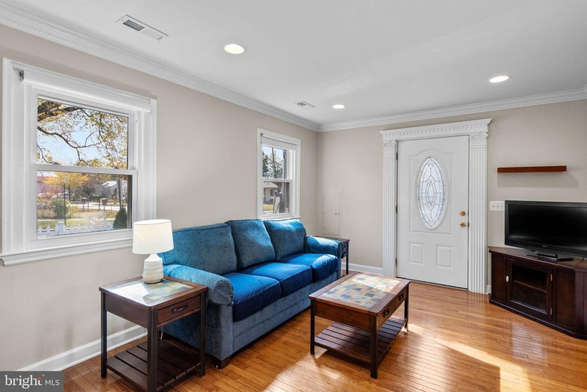 House for rent at 5701 31st Ave, Hyattsville, MD 20782