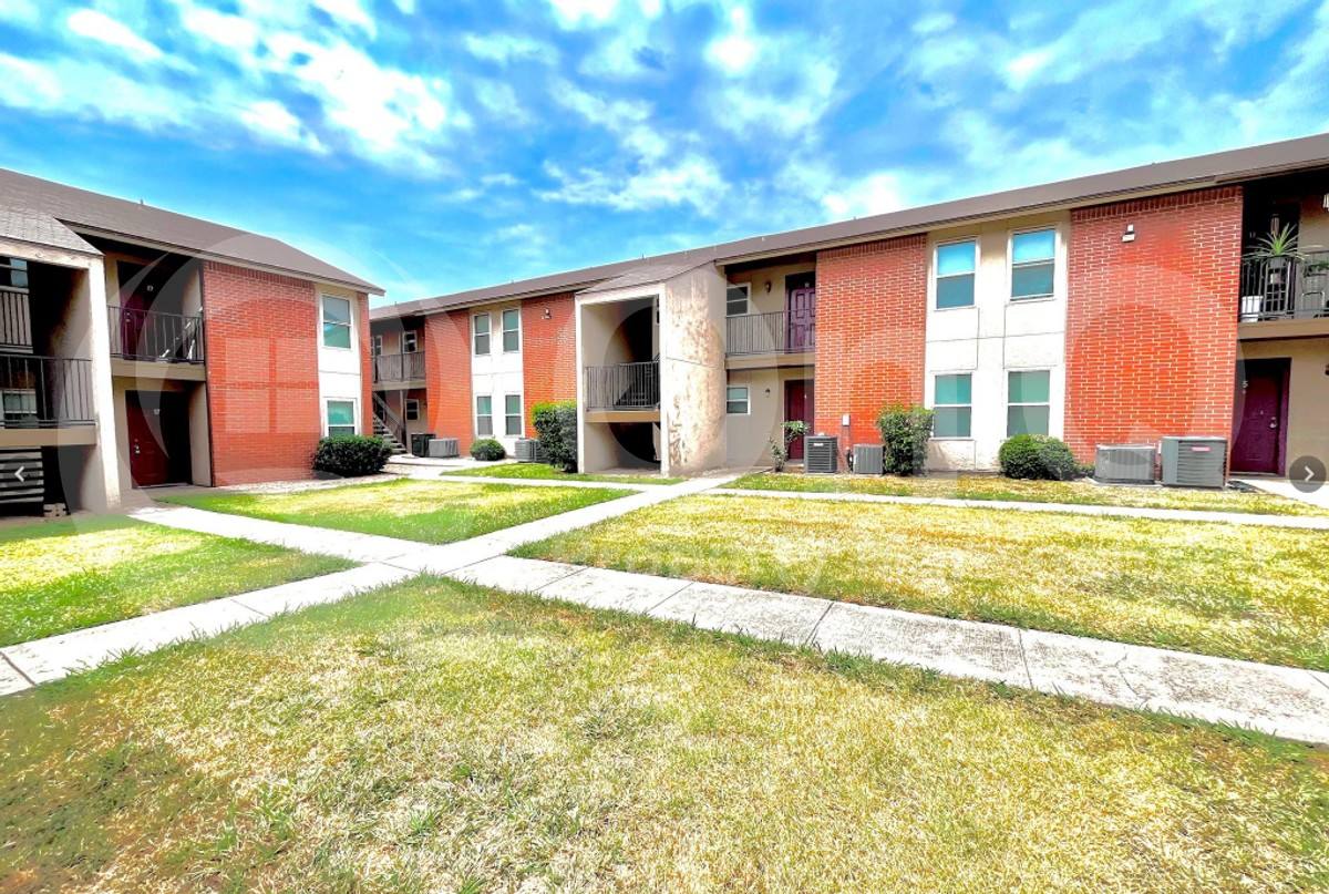 Apartment for rent at 410 Bryan St #17, Denton, TX 76201