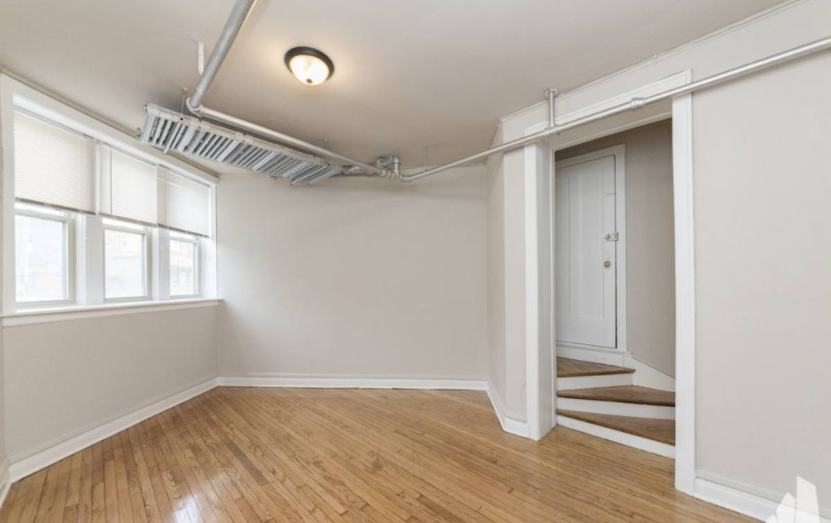 Apartment for rent at 4255 W Addison St #65-1, Chicago, IL 60641