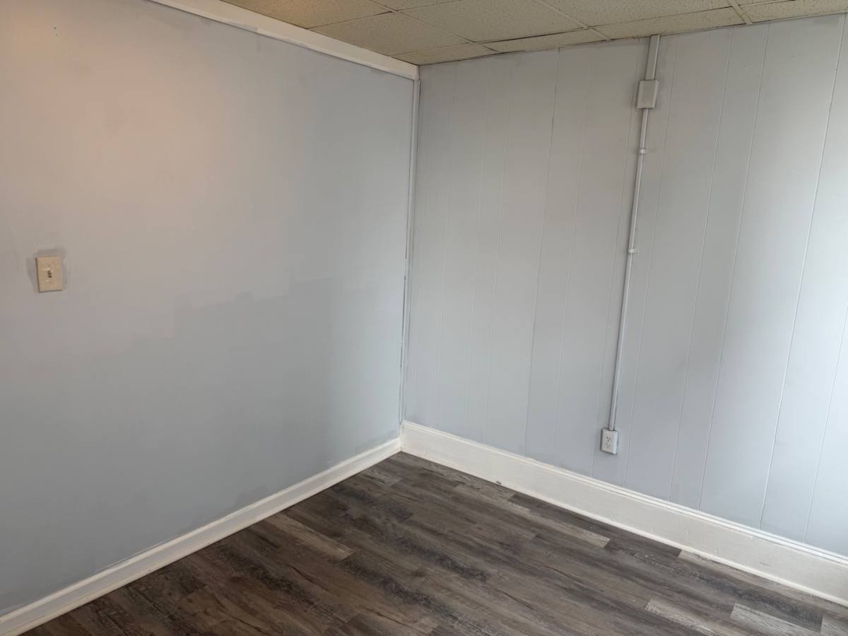 Apartment for rent at 201 Auburn St #1, Manchester, NH 03103