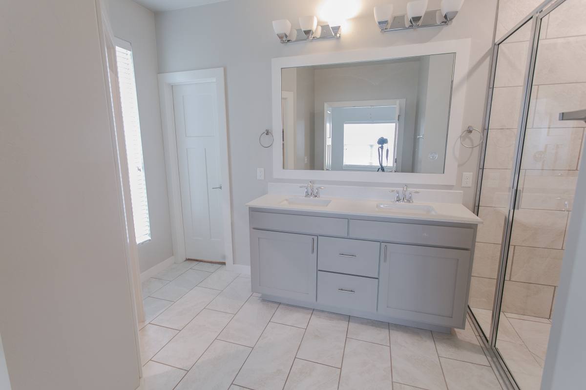 House for rent at 512 NW 179th Circle, Edmond, OK 73012