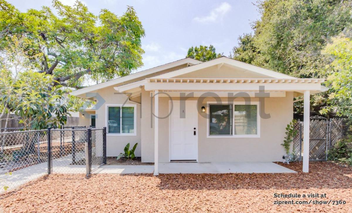 House for rent at 1815 San Andres St #C, Santa Barbara, CA 93101