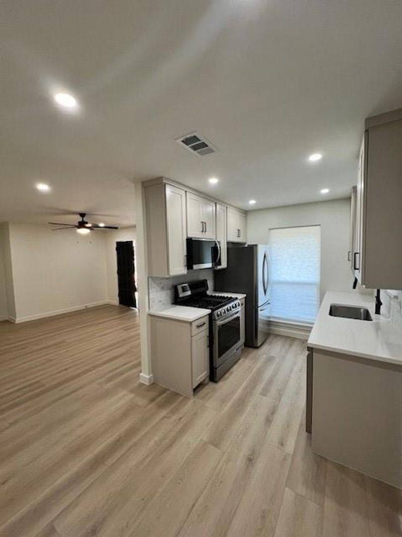 House for rent at 8012 Pinedale Cove, Austin, TX 78757