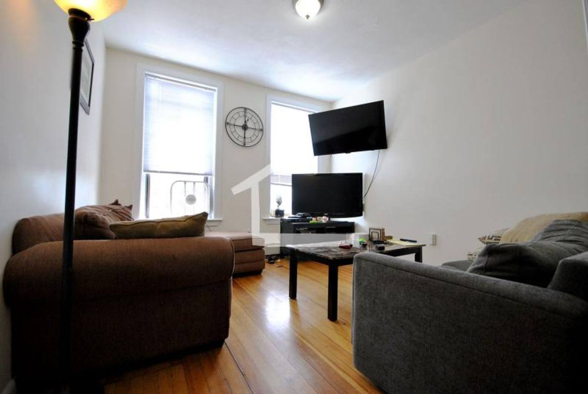 Apartment for rent at 1960 Beacon St #6, Brighton, MA 02135
