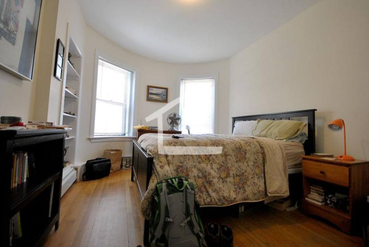 Apartment for rent at 1960 Beacon St #6, Brighton, MA 02135