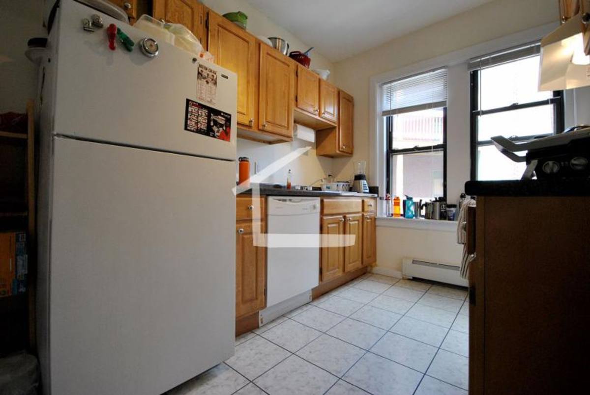 Apartment for rent at 1960 Beacon St #6, Brighton, MA 02135