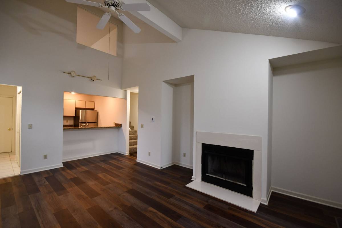 Townhouse for rent at 101-229 Misty Cove, Savoy, IL 61874