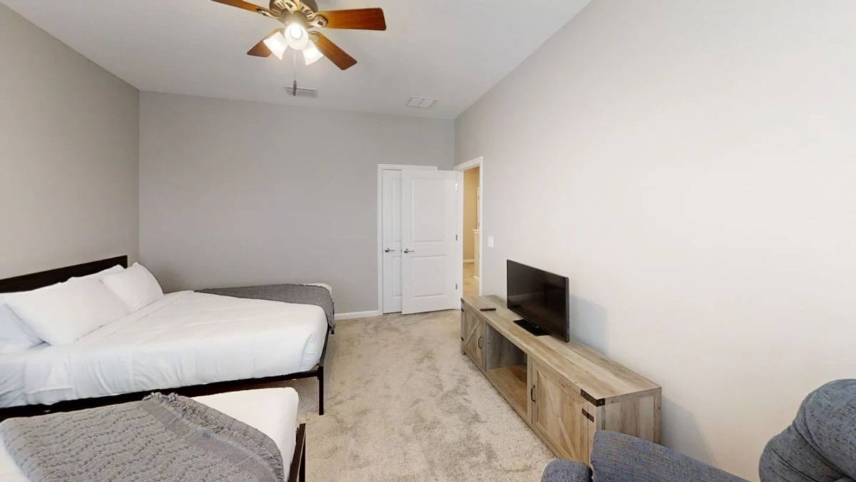 Townhouse for rent at 8511 Golf Way, Davenport, FL 33896