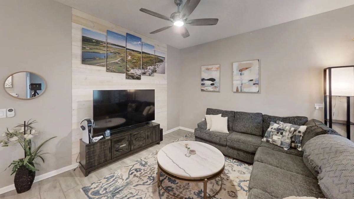 Townhouse for rent at 8511 Golf Way, Davenport, FL 33896