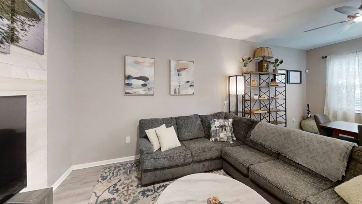 Townhouse for rent at 8511 Golf Way, Davenport, FL 33896