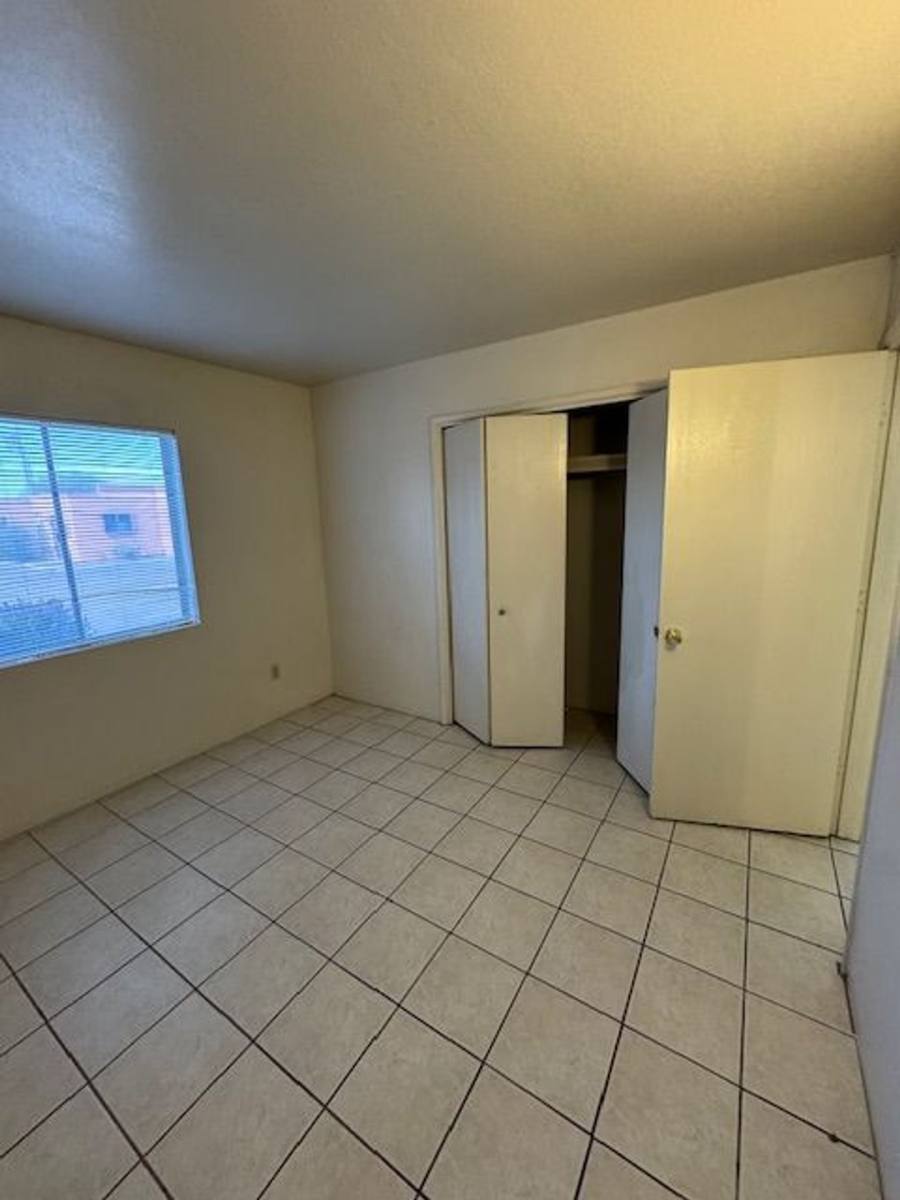 Townhouse for rent at 446 E Pastime Rd, Tucson, AZ 85705