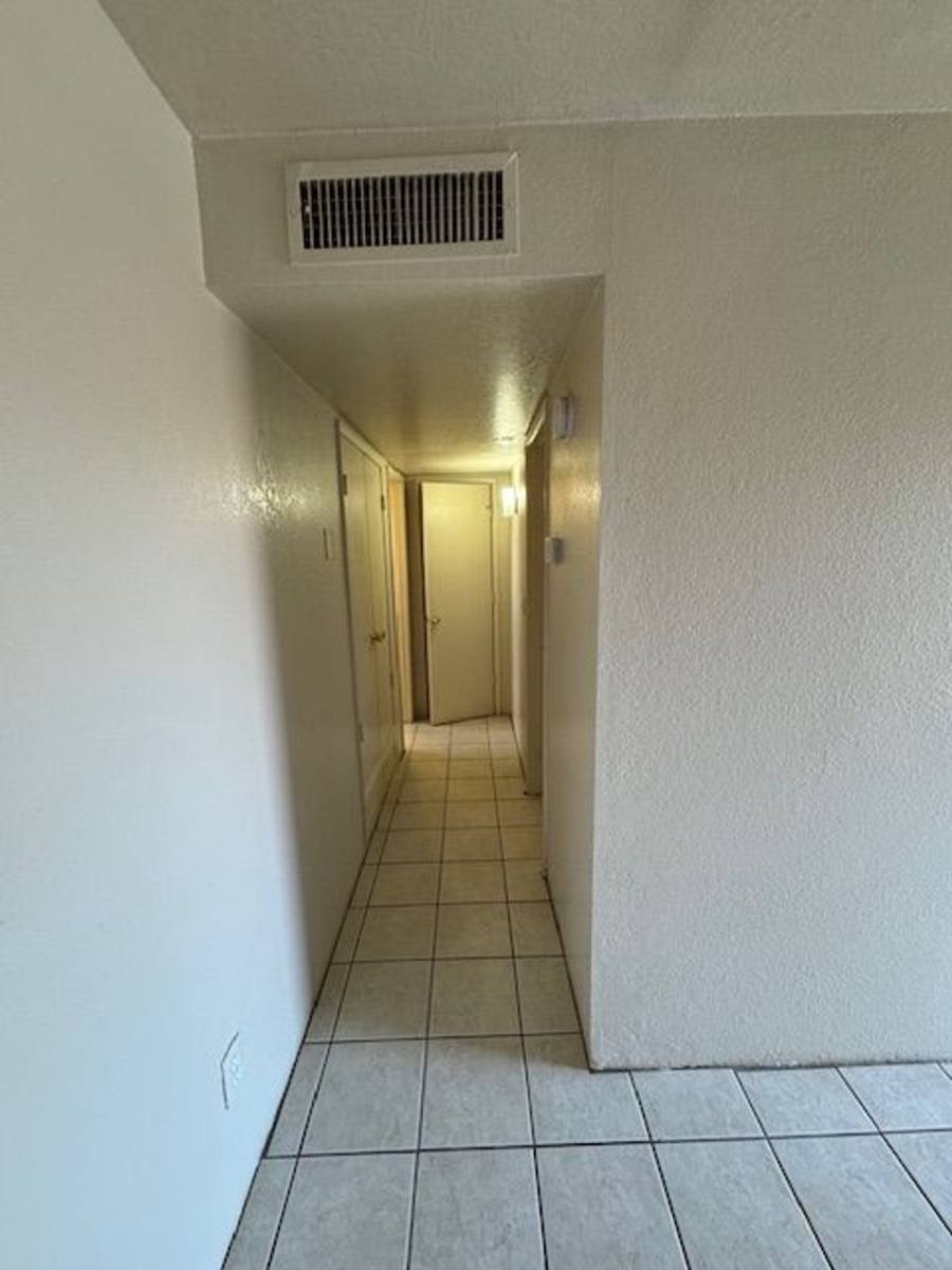 Townhouse for rent at 446 E Pastime Rd, Tucson, AZ 85705