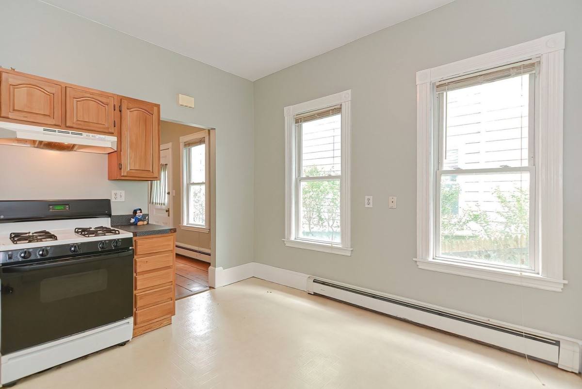 Apartment for rent at 108 Beacon St, Somerville, MA 02143