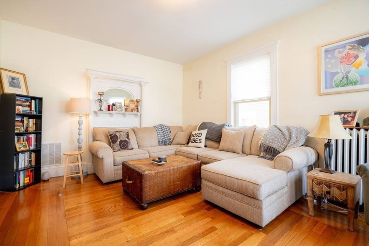Apartment for rent at 31-33 Mapleton St, Brighton, MA 02135